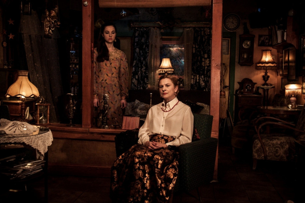 Jasna Đuričić i Milica Stefanović po prvi put na sceni Hartefakt Kuće Jasna Đuričić i Milica Stefanović po prvi put na sceni Hartefakt Kuće