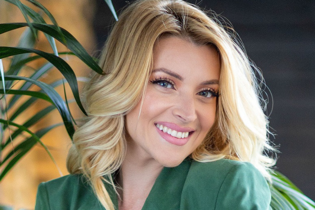 PORODILA SE Anđelka Prpić: Devojčica je ponela ime po jednoj od maminih uloga u popularnoj seriji PORODILA SE Anđelka Prpić: Devojčica je ponela ime po jednoj od maminih uloga u popularnoj seriji