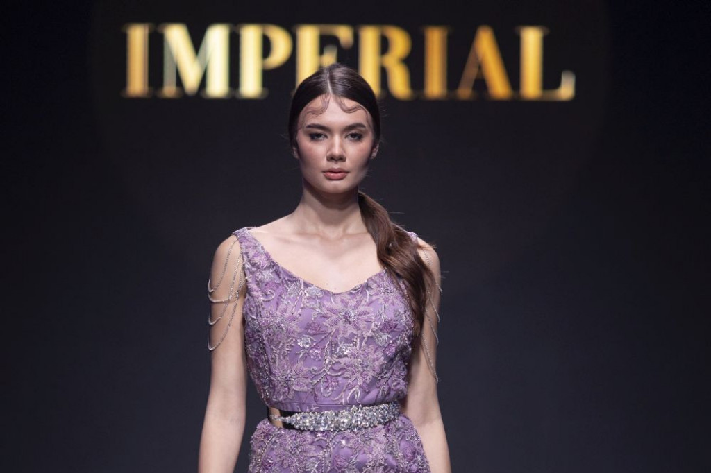 ITALIJANSKA MODA, AUTORSKE KOLEKCIJE I DAME NA PISTI ČETVRTE VEČERI 35. FASHION SELECTIONA ITALIJANSKA MODA, AUTORSKE KOLEKCIJE I DAME NA PISTI ČETVRTE VEČERI 35. FASHION SELECTIONA