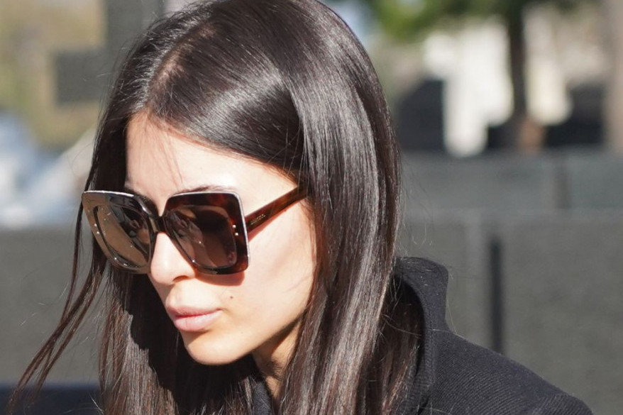 Baš ih je poterao maler! Anastasija i Nemanja Gudelj skrhani: Ponovo se desilo ono ČEGA SU SE PRIBOJAVALI (FOTO) Baš ih je poterao maler! Anastasija i Nemanja Gudelj skrhani: Ponovo se desilo ono ČEGA SU SE PRIBOJAVALI (FOTO)