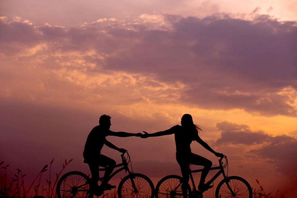Horoskop za 14. jun: Rakovi uočavaju partnerove različitosti, Ribama prijateljstvo prerasta u nešto više, a Lavovima? Horoskop za 14. jun: Rakovi uočavaju partnerove različitosti, Ribama prijateljstvo prerasta u nešto više, a Lavovima?