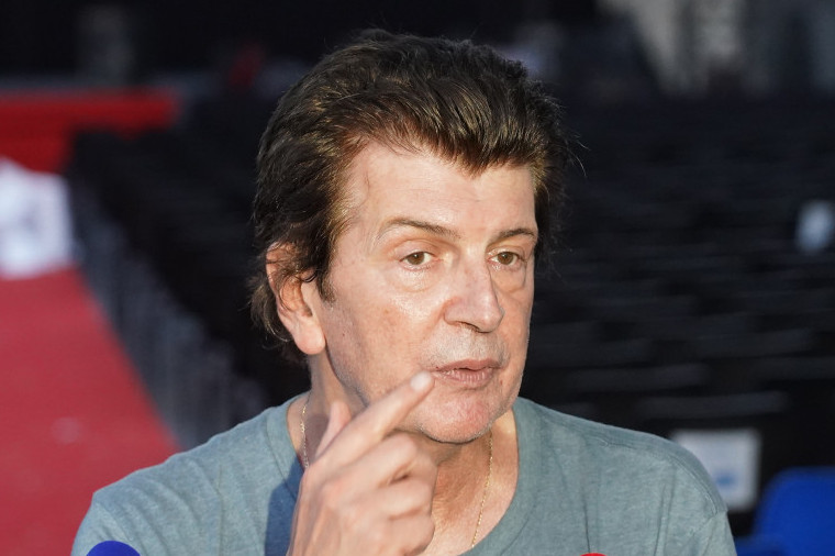 Sve je otišlo dođavola: Šokiraćete se kada vidite kako izgleda Bajagina nova devojka, da li je ovo moguće? (FOTO) Sve je otišlo dođavola: Šokiraćete se kada vidite kako izgleda Bajagina nova devojka, da li je ovo moguće? (FOTO)