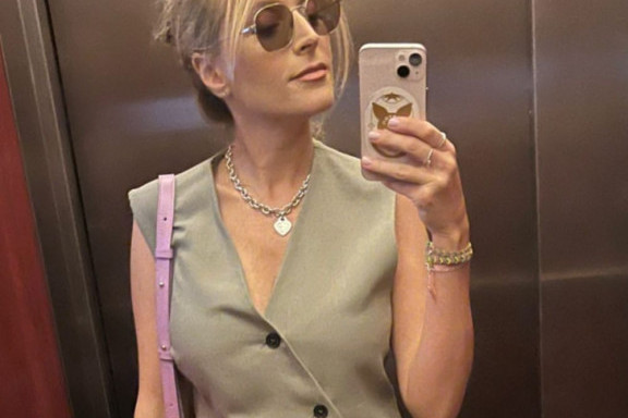 OVA ŽENA je dadilja Anđelke Prpić: Poklonila joj je poverenje, a ona joj sa decom radi ovo (FOTO) OVA ŽENA je dadilja Anđelke Prpić: Poklonila joj je poverenje, a ona joj sa decom radi ovo (FOTO)