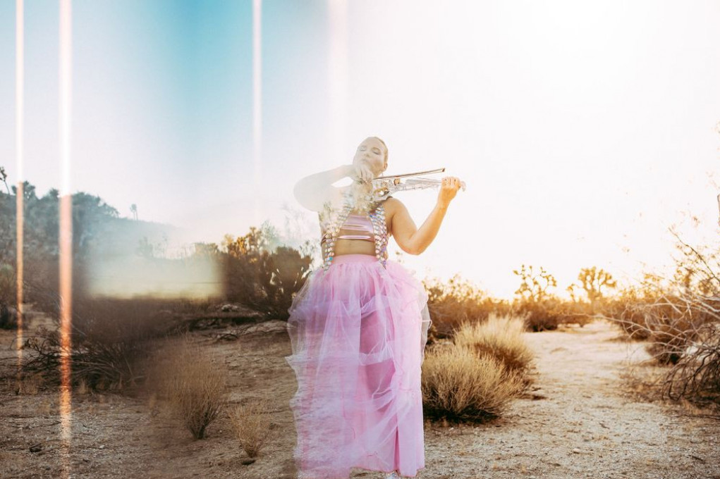 Zaokružen program Pachamama bine powered by Rosa:  Vylana Marcus, Laura Escude, DJ Tebra, Deep Steady i mnogi drugi sleću u EXIT Univerzum! Zaokružen program Pachamama bine powered by Rosa:  Vylana Marcus, Laura Escude, DJ Tebra, Deep Steady i mnogi drugi sleću u EXIT Univerzum!