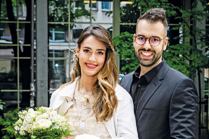 Trudna Anja Alač pokazala STOMAK DO ZUBA u preslatkoj letnjoj haljinici, fotografija sa odmora raznežila sve Trudna Anja Alač pokazala STOMAK DO ZUBA u preslatkoj letnjoj haljinici, fotografija sa odmora raznežila sve