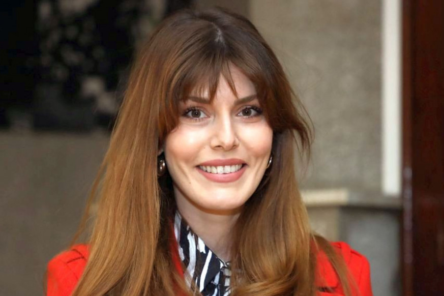 Je l se ovde kuva? Kuhinja Tamare Dragičević izgleda kao mali hram, sve u zlatu i mermeru (FOTO) Je l se ovde kuva? Kuhinja Tamare Dragičević izgleda kao mali hram, sve u zlatu i mermeru (FOTO)