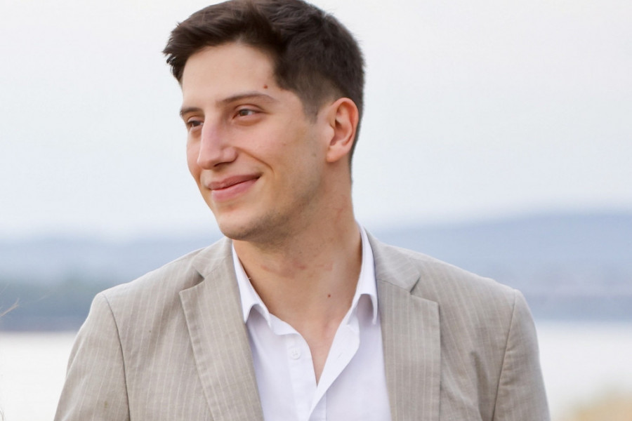 Od svih BAŠ ONA: Isidora Bjelica bi se rasplakala kad bi videla koga ženi njen sin Lav! Pogledajte prve zajedničke fotografije Od svih BAŠ ONA: Isidora Bjelica bi se rasplakala kad bi videla koga ženi njen sin Lav! Pogledajte prve zajedničke fotografije