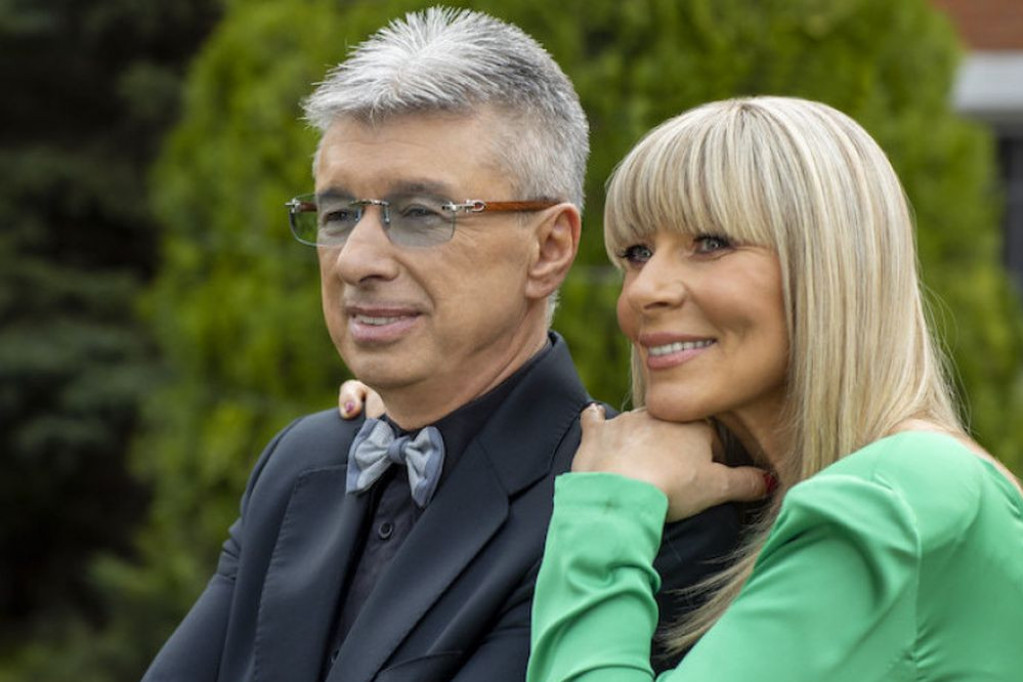 Napustila dva fakulteta, odbila da radi u očevoj imperiji i zarađuje prosečnu srpsku platu: Evo čime se bavi ćerka Saše Popovića Napustila dva fakulteta, odbila da radi u očevoj imperiji i zarađuje prosečnu srpsku platu: Evo čime se bavi ćerka Saše Popovića