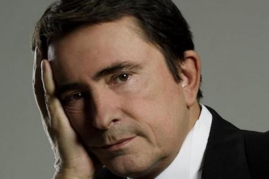 Prvi put se oženio na Hvaru: Nikad viđene fotografije sa venčanja Milana Gutovića Prvi put se oženio na Hvaru: Nikad viđene fotografije sa venčanja Milana Gutovića