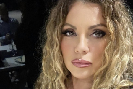 Ugojila se i nabacila kilograme, PA ŠTA? Pogledajte kako danas izgleda Indira Radić (FOTO) Ugojila se i nabacila kilograme, PA ŠTA? Pogledajte kako danas izgleda Indira Radić (FOTO)