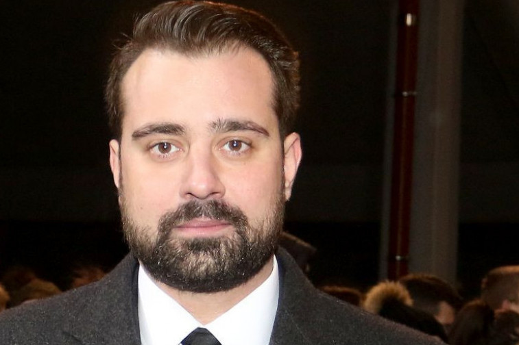 Gledate je svaki dan, a niste znali da je ova lepotica sestra Stefana Buzurovića, društvene mreže zbog nje gore Gledate je svaki dan, a niste znali da je ova lepotica sestra Stefana Buzurovića, društvene mreže zbog nje gore