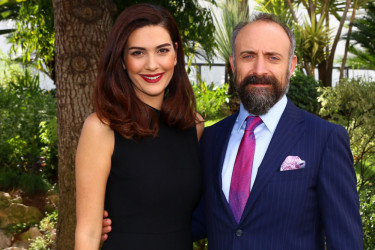 Berguzar Korel postala plavuša: Suprug Halit se šokirao kad ju je video, nije se u tu ženu zaljubio (foto) Berguzar Korel postala plavuša: Suprug Halit se šokirao kad ju je video, nije se u tu ženu zaljubio (foto)