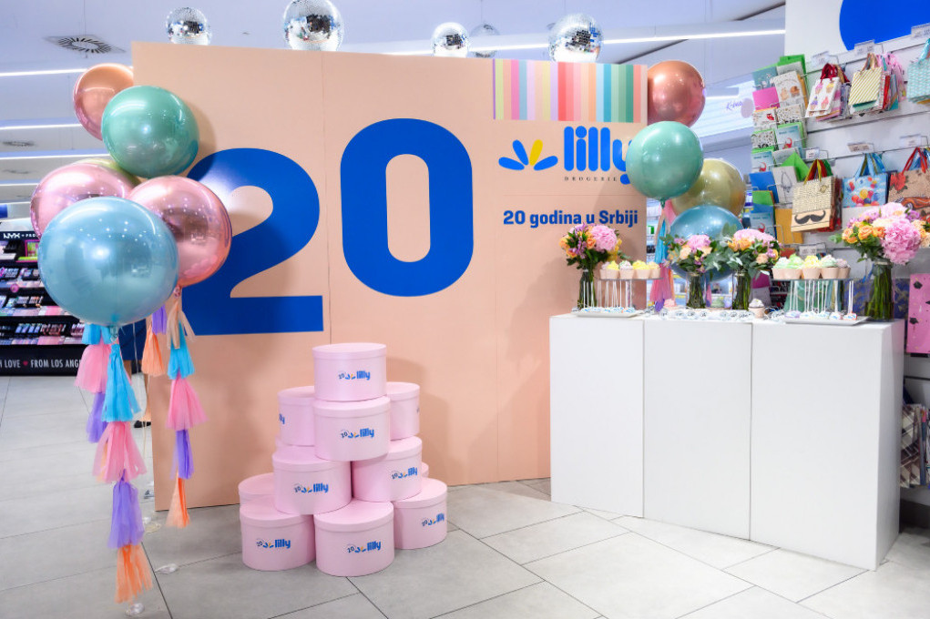 Lilly Drogerie zajedno sa potrošačima proslavljaju 20 godina poslovanja! Lilly Drogerie zajedno sa potrošačima proslavljaju 20 godina poslovanja!