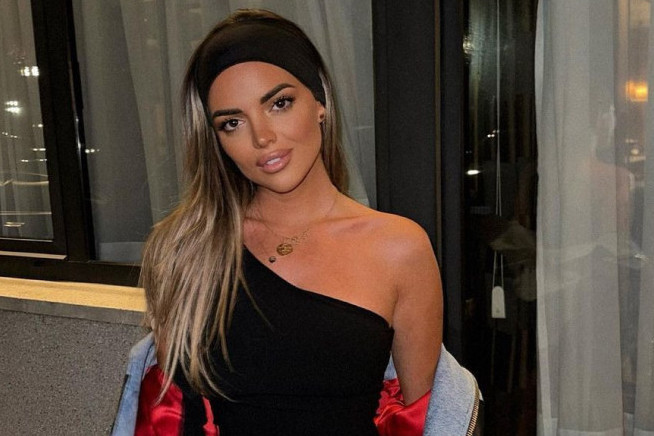 Da li ste spremni? Ćerka Sonje Vuksanović i Željka Šašića potpuno promenila izgled, ne liči na sebe! (FOTO) Da li ste spremni? Ćerka Sonje Vuksanović i Željka Šašića potpuno promenila izgled, ne liči na sebe! (FOTO)