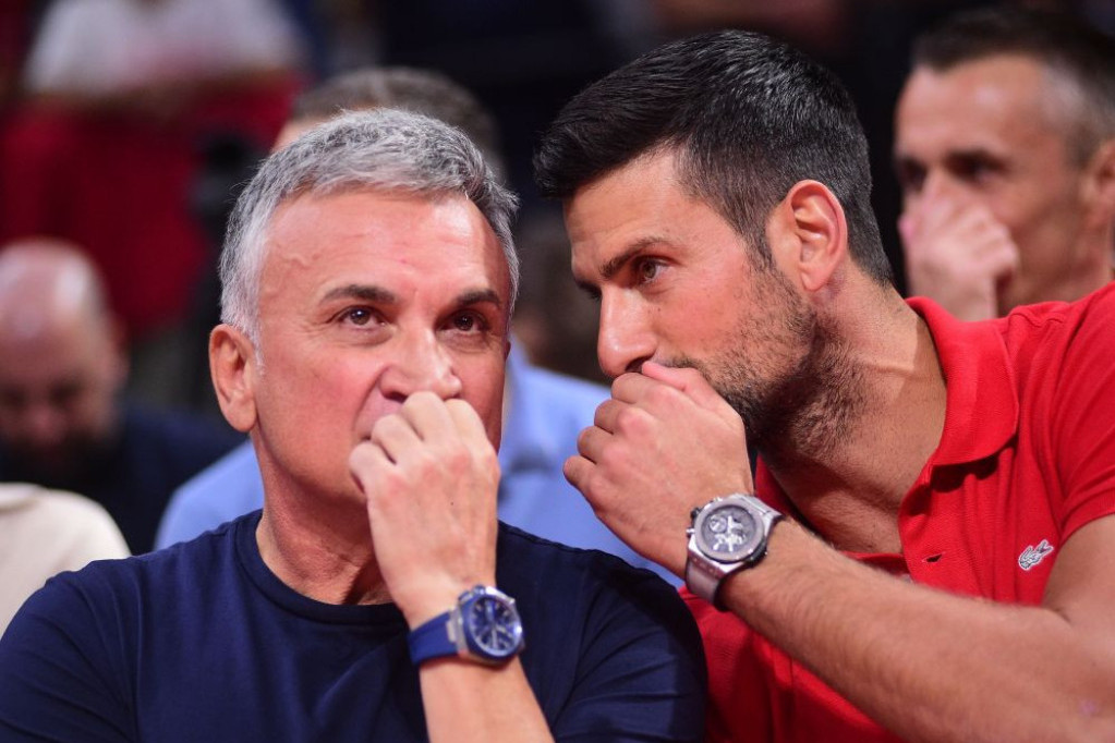 Srđan Đoković uživo pročitao Novakovu poruku: Tata, znaš me, ja moram… Srđan Đoković uživo pročitao Novakovu poruku: Tata, znaš me, ja moram…