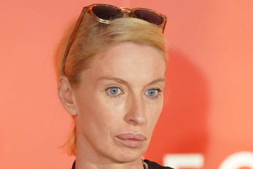 Tvoj je izbor da li ćeš trpeti ili ćeš reći – mene ovaj čovek bije: Ljubinka Klarić izazvala oprečna mišljenja svojim stavom Tvoj je izbor da li ćeš trpeti ili ćeš reći – mene ovaj čovek bije: Ljubinka Klarić izazvala oprečna mišljenja svojim stavom