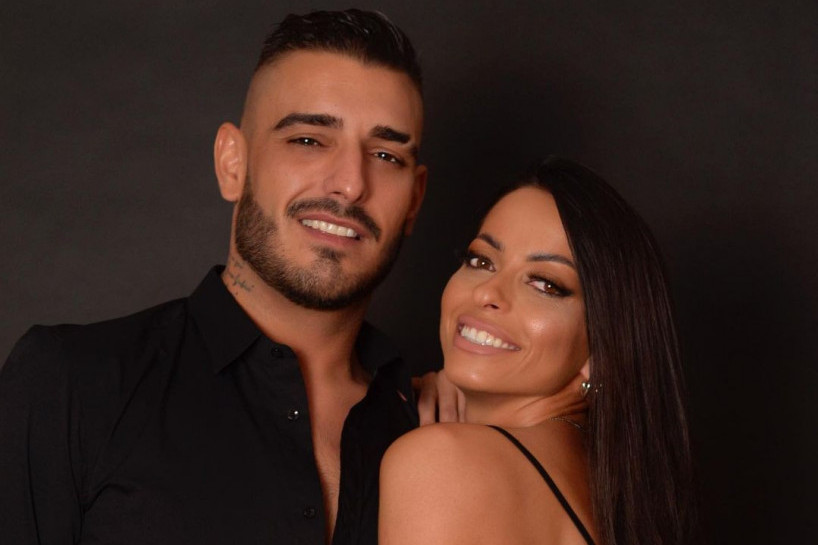 Sve je spremno za princezu Brestača: Kaća i Darko Lazić opremili sobu za bebu, zlatna je njena boja Sve je spremno za princezu Brestača: Kaća i Darko Lazić opremili sobu za bebu, zlatna je njena boja