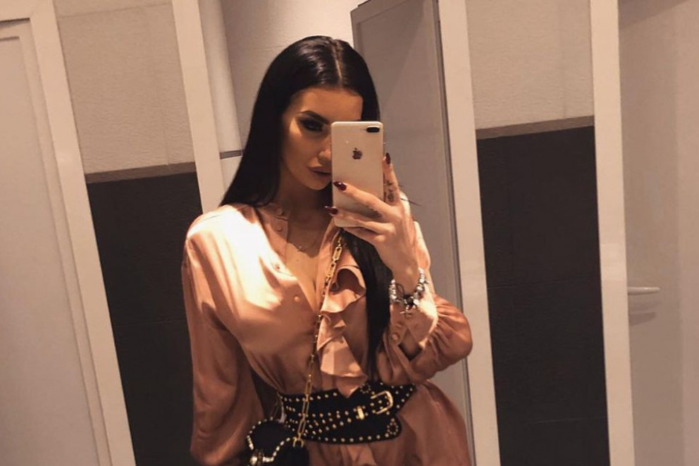 Ostavio me je dok sam se u bolnici borila za život: Velika drama poznate pevačice Ostavio me je dok sam se u bolnici borila za život: Velika drama poznate pevačice