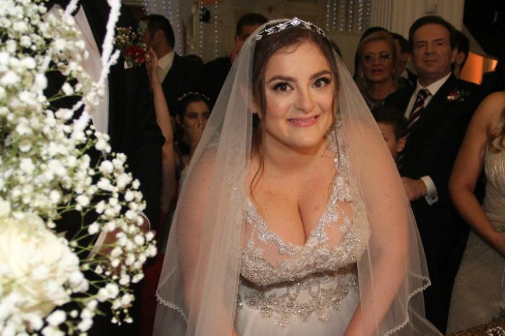 Ludo ga je volela, a on ju je prevario i to sa njom! Ovaj POZNATI PEVAČ bio je prvi muž Dane Karić (FOTO) Ludo ga je volela, a on ju je prevario i to sa njom! Ovaj POZNATI PEVAČ bio je prvi muž Dane Karić (FOTO)
