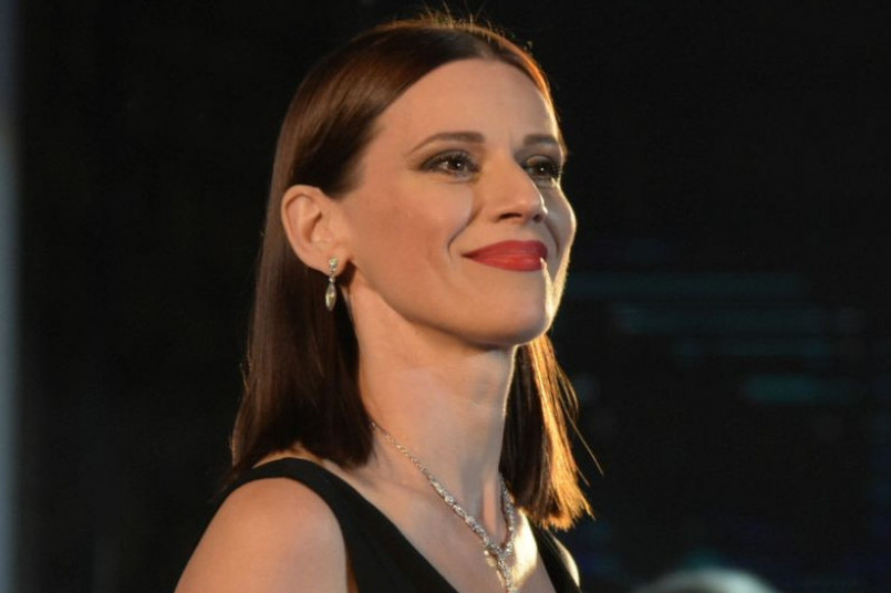 Ima 21 godinu i sušta je suprotnost majci: Upoznajte Ivu, ćerku Mine Lazarević FOTO Ima 21 godinu i sušta je suprotnost majci: Upoznajte Ivu, ćerku Mine Lazarević FOTO