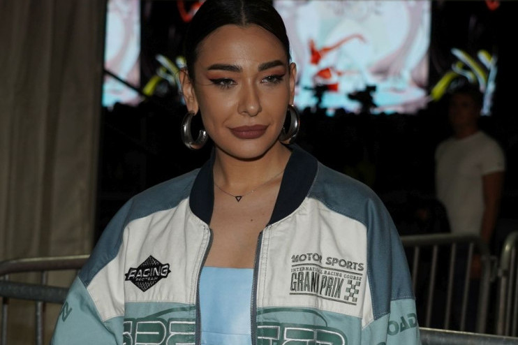 Pevačica nije mogla da zaustavi suze: Sa ocem nisam pričala godinama, a onda je preminuo Pevačica nije mogla da zaustavi suze: Sa ocem nisam pričala godinama, a onda je preminuo