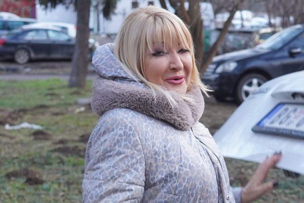 Tukao me je iz ljubomore, a kada sam mu uzvratila, njegova majka me isterala iz kuće: Goca Lazarević stvari spakovala u kartonsku kutiju