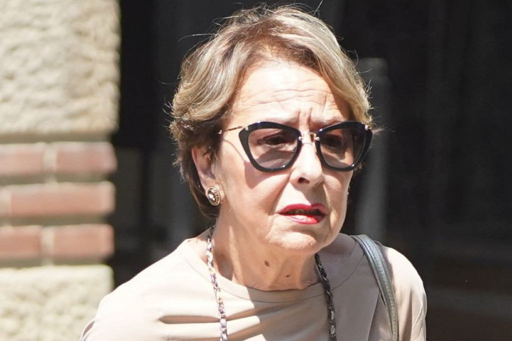 Ceca Bojković skrhana bolom prokomentarisala smrt Žarka Lauševića: Reči od kojih će vam zastati knedla u grlu Ceca Bojković skrhana bolom prokomentarisala smrt Žarka Lauševića: Reči od kojih će vam zastati knedla u grlu