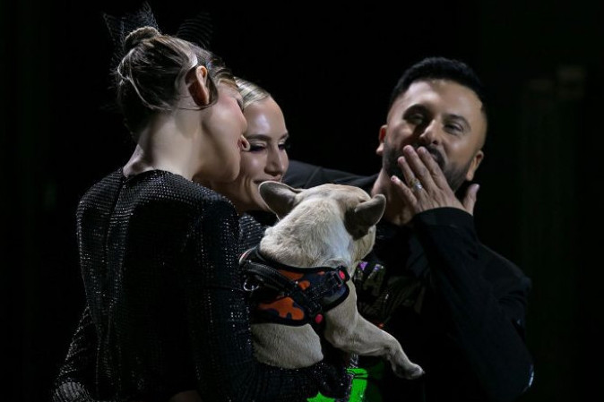 BATA SPASOJEVIĆ POKAZAO TOTALNU DOMINACIJU: Jesen inspirisana divnim damama i pastelnim bojama BATA SPASOJEVIĆ POKAZAO TOTALNU DOMINACIJU: Jesen inspirisana divnim damama i pastelnim bojama