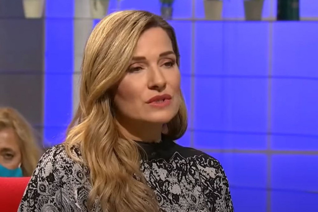 Možda neću biti živa kada mi se ćerka bude udavala: Jelena Tomašević o borbi sa teškom bolešću Možda neću biti živa kada mi se ćerka bude udavala: Jelena Tomašević o borbi sa teškom bolešću