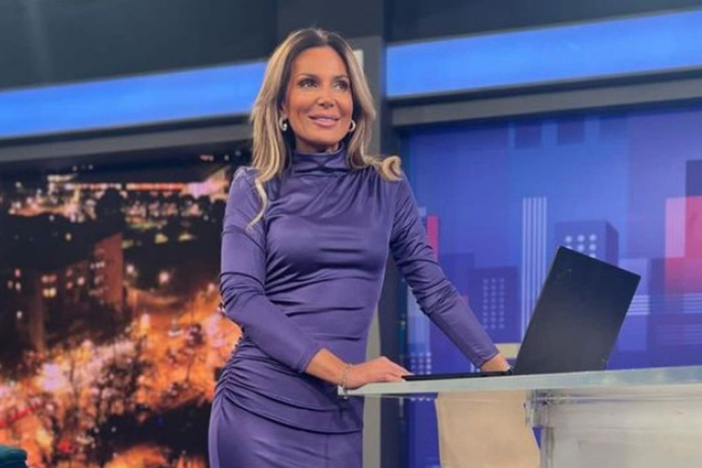 Plava jednostavna haljina i cipele za kojima lude žene širom sveta: Stajling Slađane Tomašević se komentariše (FOTO) Plava jednostavna haljina i cipele za kojima lude žene širom sveta: Stajling Slađane Tomašević se komentariše (FOTO)