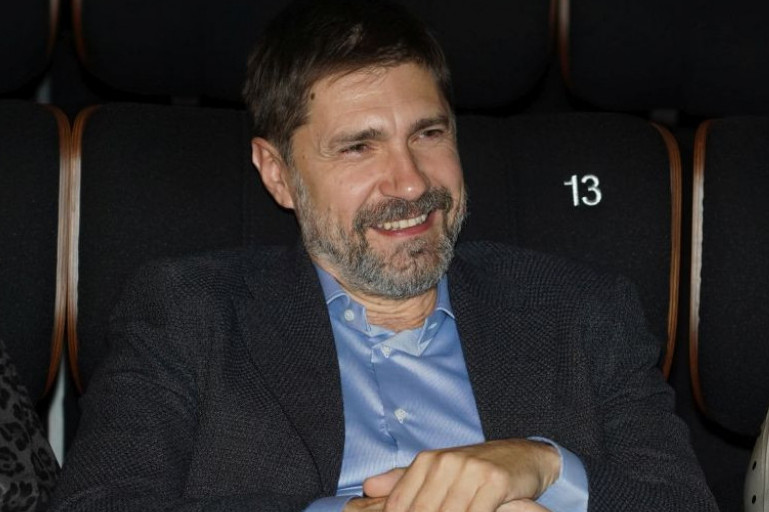 Slučajan susret i sudbinska ljubavna priča: Upoznajte prelepu Tijanu, suprugu Nebojše Milovanovića kome je rodila četvoro dece Slučajan susret i sudbinska ljubavna priča: Upoznajte prelepu Tijanu, suprugu Nebojše Milovanovića kome je rodila četvoro dece