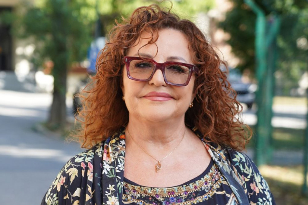 Slavlje u domu Ane Bekute! Pevačica presrećna zbog  sina Igora: Sada sam mirnija, kad znam da neće biti sam Slavlje u domu Ane Bekute! Pevačica presrećna zbog  sina Igora: Sada sam mirnija, kad znam da neće biti sam