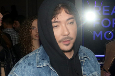 Majčin zagrljaj, topli obrok i najlepše uspomene: U ovoj zgradi je odrastao Milan Stanković, i danas se rado vraća FOTO