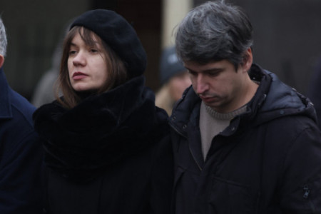 Mama, volim te: Sahranjena Jelena Čvorović, ćerka neutešna Mama, volim te: Sahranjena Jelena Čvorović, ćerka neutešna
