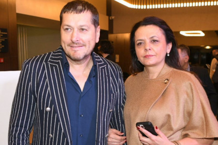 Odrastao u oronulom domu, sedmoro spavalo u sobi, a danas ovako živi: Pogledajte luksuznu vilu Ace Pejovića (FOTO)