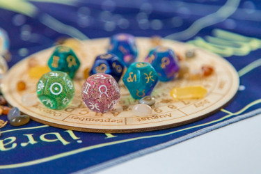 Ljubav, novac, strast: Januar 2026. godine za ova 3 horoskopska donosi ogromne promene