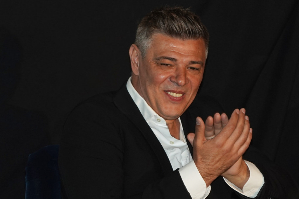 Posle 10 godina Vesna i Savo Milošević: Sin je o ovom maštao godinama Posle 10 godina Vesna i Savo Milošević: Sin je o ovom maštao godinama