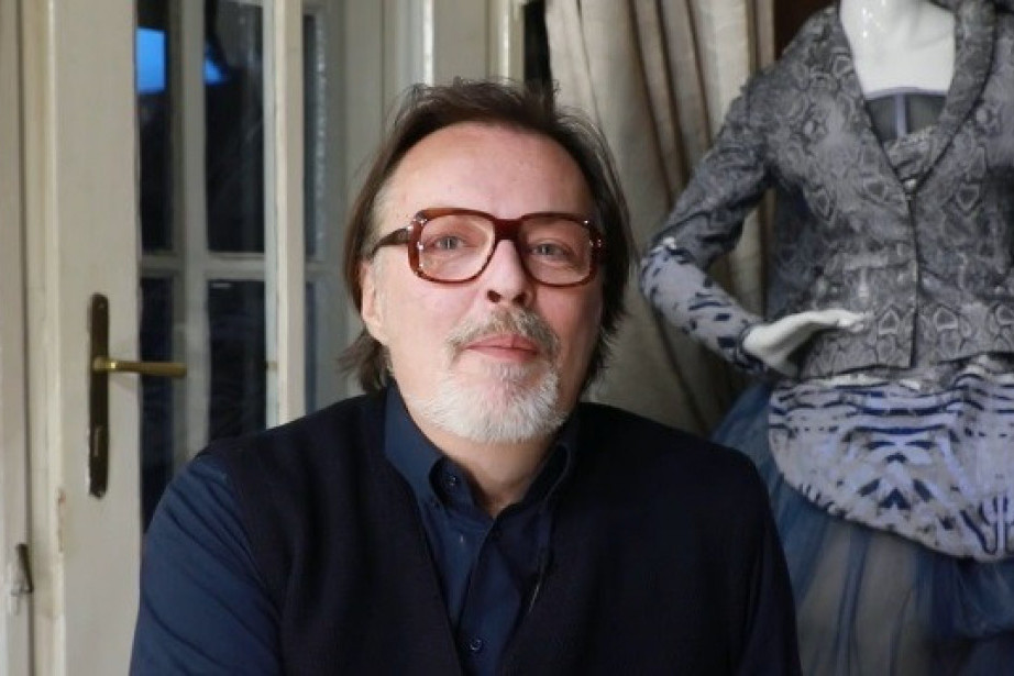 Cenjeni dizajner Igor Todorović komentariše odevanje poznatih: Evo šta je poručio Breni a šta Jovani Joksimović (VIDEO) Cenjeni dizajner Igor Todorović komentariše odevanje poznatih: Evo šta je poručio Breni a šta Jovani Joksimović (VIDEO)