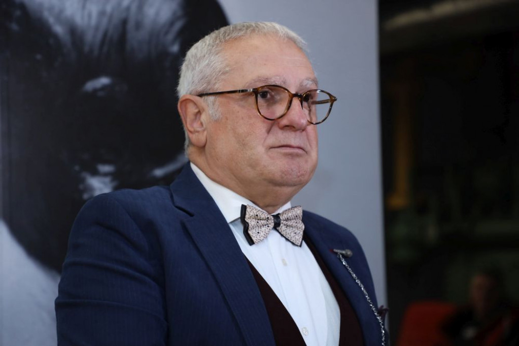Sin nam je preminuo sa tri i po meseca: Tragedija zauvek vezala estradni par - Razmišljamo kako bi izgledalo da je ostao živ Sin nam je preminuo sa tri i po meseca: Tragedija zauvek vezala estradni par - Razmišljamo kako bi izgledalo da je ostao živ