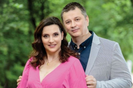 Milica Milša i Žarko Jokanović imaju razlog za slavlje: Poseban dan obeležili uz osmehe i vino