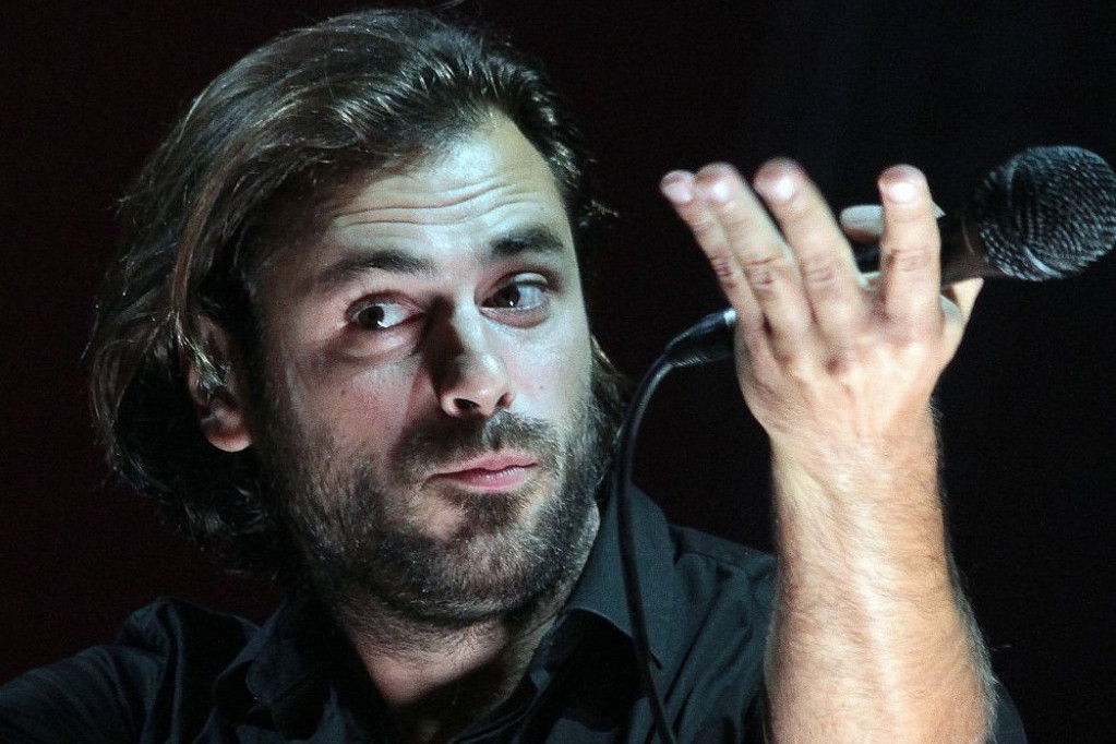 On obožava da koketira sa medijima, a Nuša je sušta suprotnost:  Upoznajte sestru Stjepana Hausera (FOTO) On obožava da koketira sa medijima, a Nuša je sušta suprotnost:  Upoznajte sestru Stjepana Hausera (FOTO)