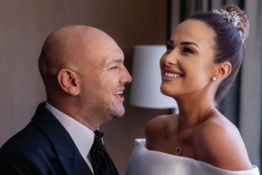 Luksuz dostojan Šaulića: Mihajlo i Marina otvorili vrata raskošnog stana u Cirihu FOTO