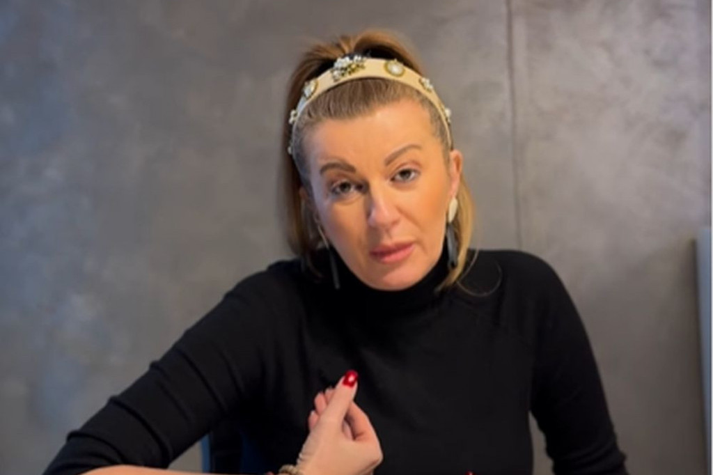 Tužna sam i neraspoložena: Viki Miljković totalno uzdrmana - Dugujem vam da ovo kažem Tužna sam i neraspoložena: Viki Miljković totalno uzdrmana - Dugujem vam da ovo kažem