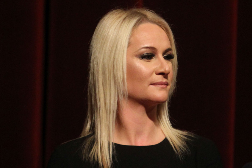 Tamara Grujić završila u krevetu drugog muškarca, muž zatečen - postavio joj samo jedno jedino pitanje Tamara Grujić završila u krevetu drugog muškarca, muž zatečen - postavio joj samo jedno jedino pitanje