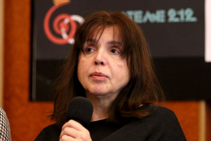 Posle njegove smrti odabrala samoću: Suprug Dare Džokić bio je ovaj čuveni novinar, volela ga punih 25 godina (FOTO) Posle njegove smrti odabrala samoću: Suprug Dare Džokić bio je ovaj čuveni novinar, volela ga punih 25 godina (FOTO)