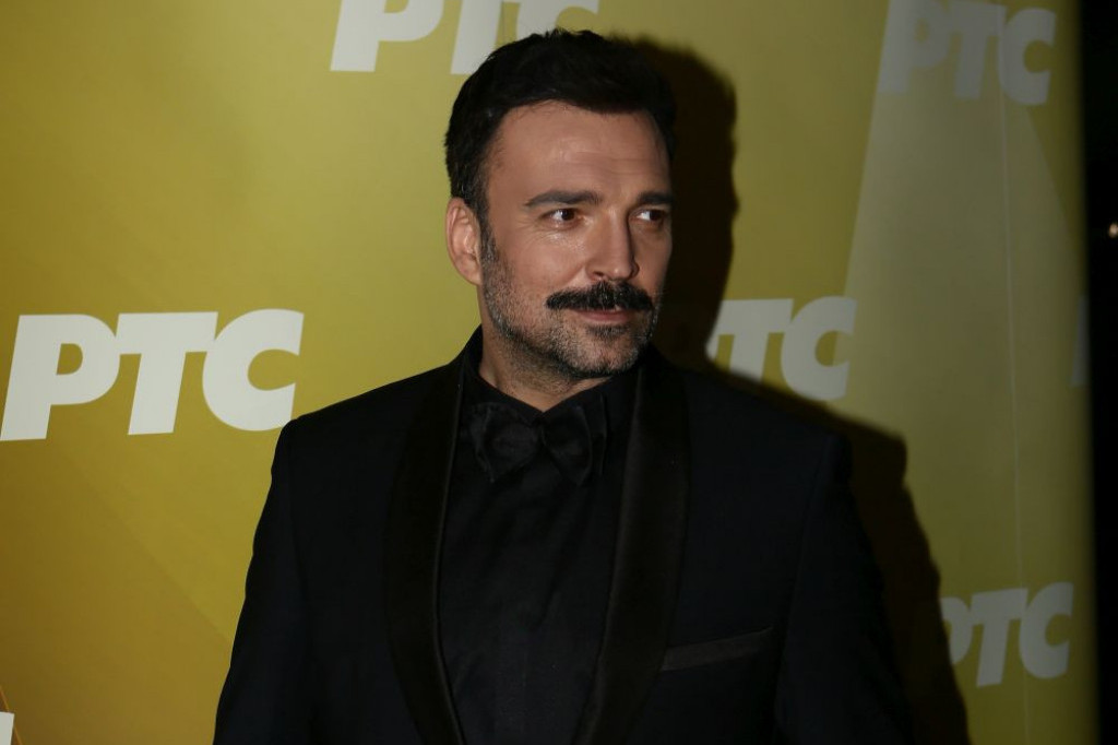 Ovako voli samo otac: Ivan Bosiljčić sa suzama u očima ćerki Nini uputio dirljive reči (VIDEO) Ovako voli samo otac: Ivan Bosiljčić sa suzama u očima ćerki Nini uputio dirljive reči (VIDEO)