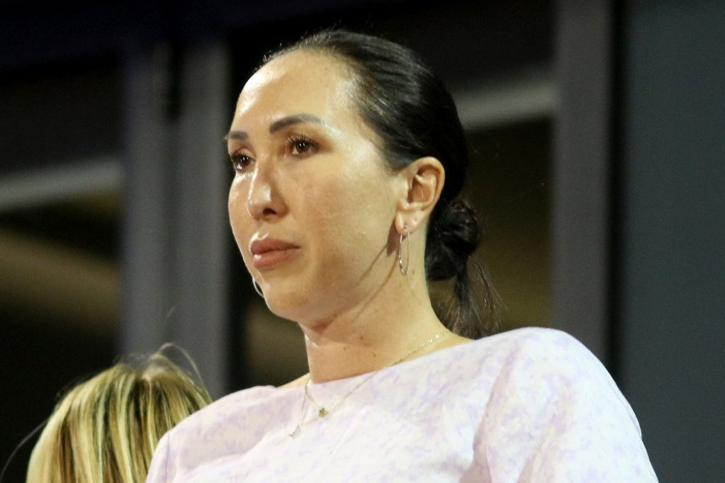 Ćerka Jelene Janković prvi put u javnosti: Koliko je samo slatka (FOTO) Ćerka Jelene Janković prvi put u javnosti: Koliko je samo slatka (FOTO)