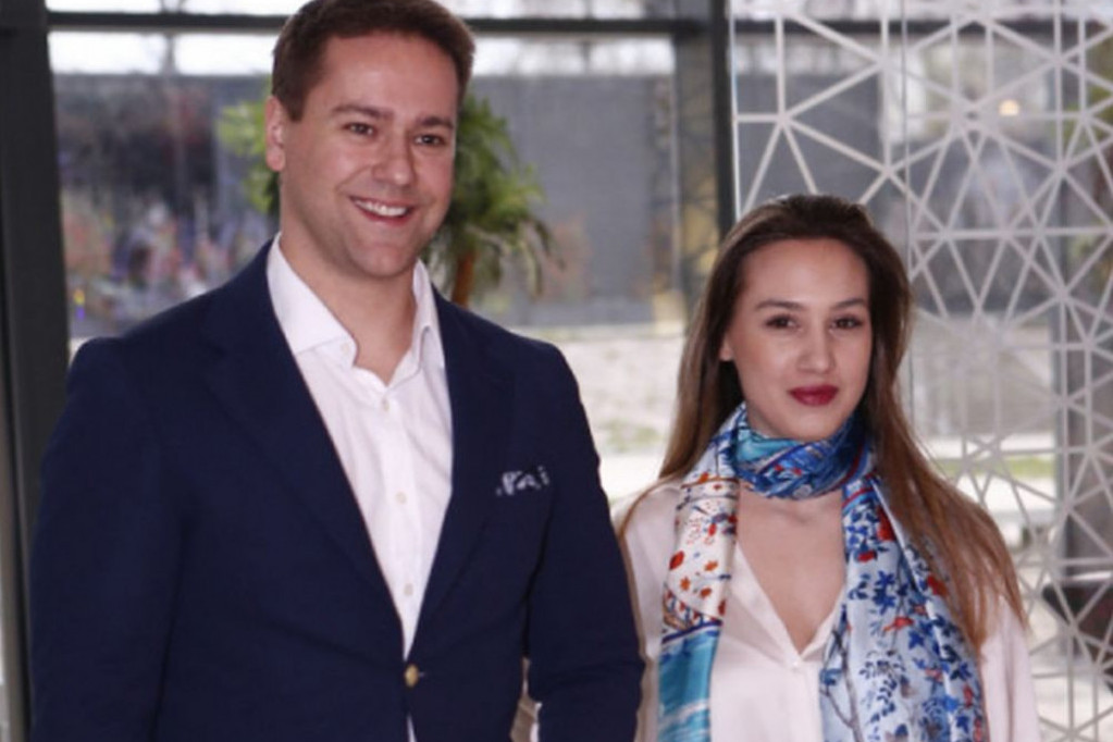 Na ovoj adresi od septembra stanuje porodica: Zavirite u dom Luke Raca u kome će Nina voditi glavnu reč FOTO Na ovoj adresi od septembra stanuje porodica: Zavirite u dom Luke Raca u kome će Nina voditi glavnu reč FOTO