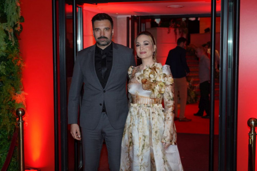 Na ovo su godinama čekali: Ostvaren veliki san Jelene Tomašević i Ivana Bosiljčića Na ovo su godinama čekali: Ostvaren veliki san Jelene Tomašević i Ivana Bosiljčića