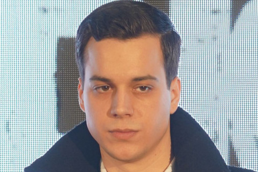 Pavle Mensur raskinuo veridbu? Izbrisao sve Nastasijine slike sa profila pa OVU PLAVUŠU nazvao svojom devojkom (FOTO) Pavle Mensur raskinuo veridbu? Izbrisao sve Nastasijine slike sa profila pa OVU PLAVUŠU nazvao svojom devojkom (FOTO)